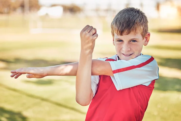 Terrain Soccer Exercice Étirement Garçon Enfant Entraînement Entraînement Sur Pelouse — Photo