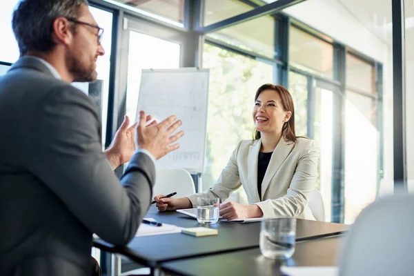 Shes Thoroughly Impressed His Ideas Group Business Colleagues Meeting Boardroom — Stock Photo, Image