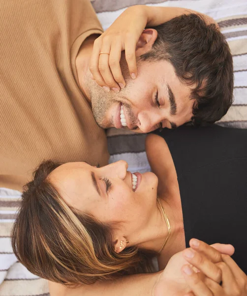 Von Oben Betrachtet Sehen Liebe Und Paar Glücklich Aus Lächeln — Stockfoto