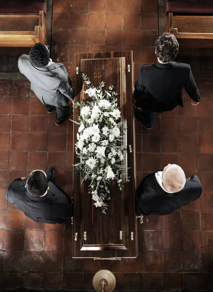 Begrafenis Familie Doodskist Kerk Boven Voor Dood Verdriet Begrafenis Met — Stockfoto