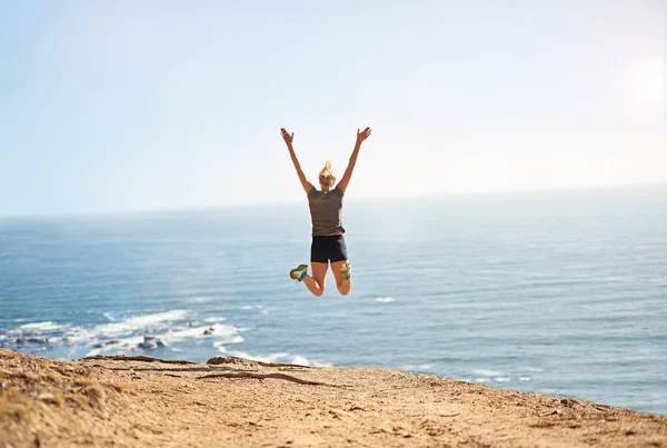 Hay Mejor Sensación Que Hice Una Mujer Joven Saltando Alegría —  Fotos de Stock