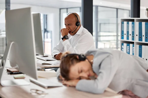 Burnout Call Center Equipe Atendimento Cliente Cansado Consultor Exausto Após — Fotografia de Stock