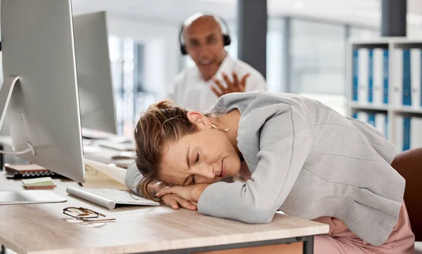 Cansado Burnout Trabalhador Call Center Adormecido Consultório Exausto Turno Horas — Fotografia de Stock