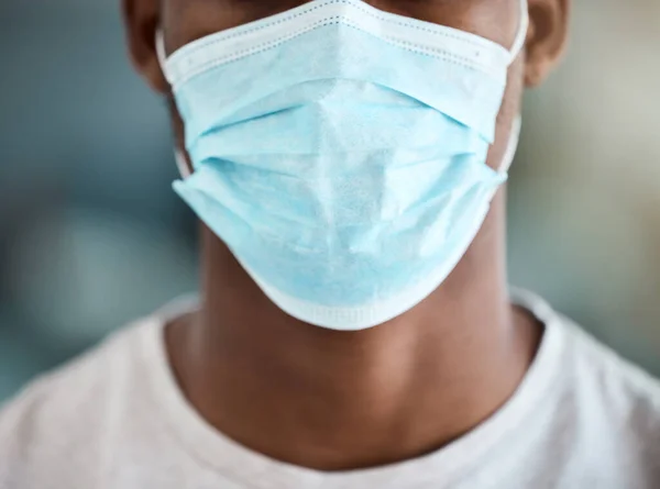 Face Mask Safety Covid Closeup Black Man Wellness Protection Global — Fotografia de Stock