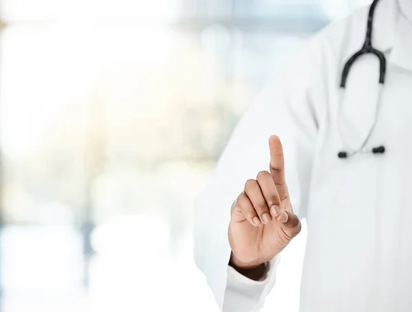 Czarny Człowiek Lekarz Lub Palec Wskazujący Rękę Szpitalu Klinice Odnowy — Zdjęcie stockowe