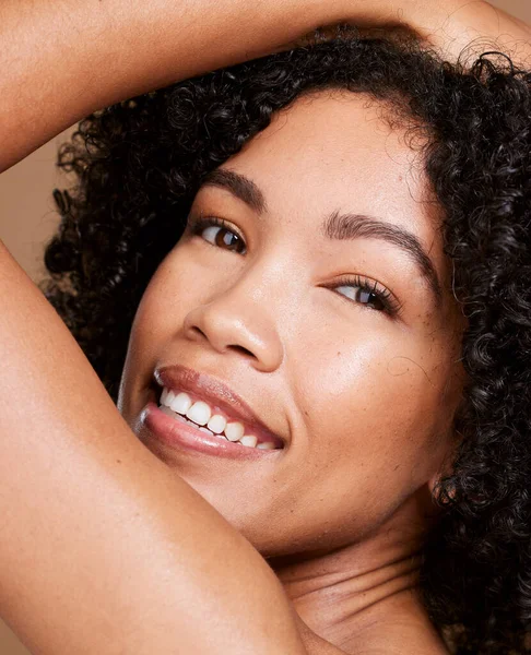 Zwarte Vrouw Huidverzorging Natuurlijke Schoonheid Make Gezichtsbehandeling Dermatologie Cosmetica Voor — Stockfoto