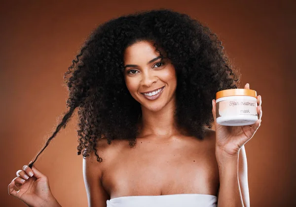 Haarverzorging Reclame Portret Van Een Zwarte Vrouw Met Een Afro — Stockfoto