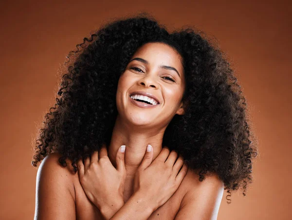 Zwarte Vrouw Portret Schoonheid Met Huidverzorging Voor Eigenliefde Lichaamsverzorging Cosmetica — Stockfoto