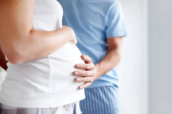 Great Expectations Side View Pregnant Woman Holding Her Belly Husband — Stock Photo, Image