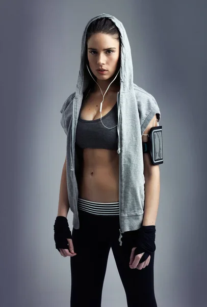 Shes Got Body Studio Shot Sporty Young Woman Gray Background — Stock Photo, Image