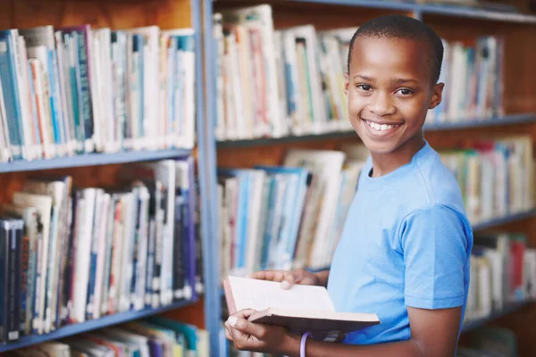 Stories New Playgrounds Portrait African American Boy Enjoying Good Book — Stock Photo, Image