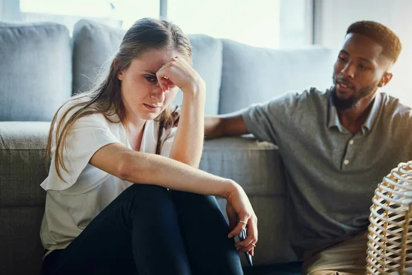 Stress Skilsmässa Och Par Vardagsrummet Efter Kamp Gräl Eller Konflikt — Stockfoto