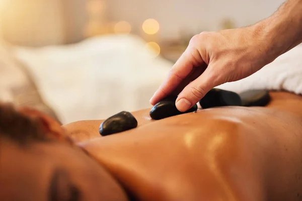 Mão Rocha Massagem Spa Para Relaxar Para Zen Meditação Bem — Fotografia de Stock
