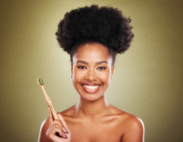 Houten Tandenborstel Zwarte Vrouw Portret Voor Milieuvriendelijke Zelfverzorging Schoonheid Cosmetica — Stockfoto