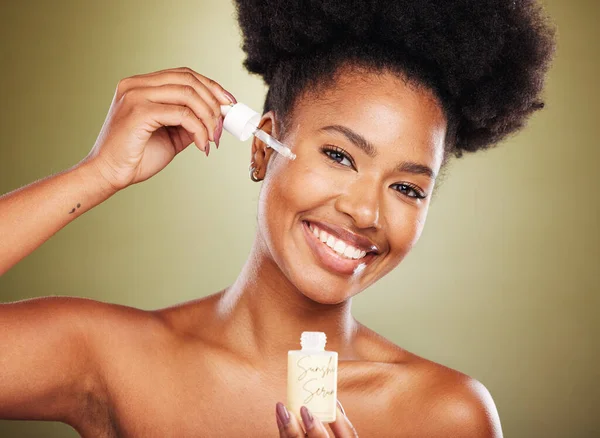 Portret Van Zwarte Vrouw Schoonheid Huidverzorging Serum Olie Product Voor — Stockfoto