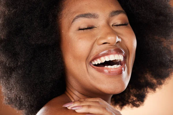 Mulher Negra Retrato Feliz Beleza Close Com Sorriso Cuidados Com — Fotografia de Stock