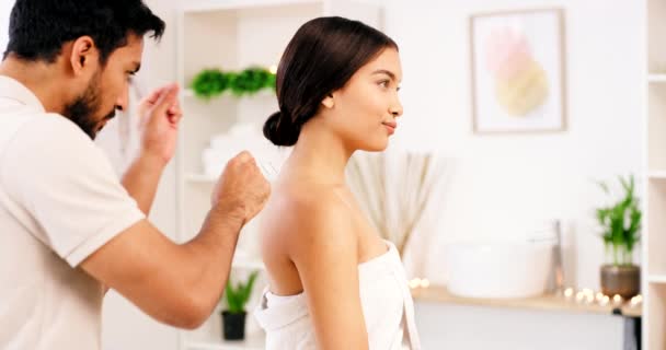 Spa Santé Femme Recevant Traitement Acupuncture Dans Cou Salon Beauté — Video