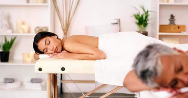 Mulher Spa Acupuntura Relaxar Para Cuidados Com Pele Beleza Tratamento — Vídeo de Stock
