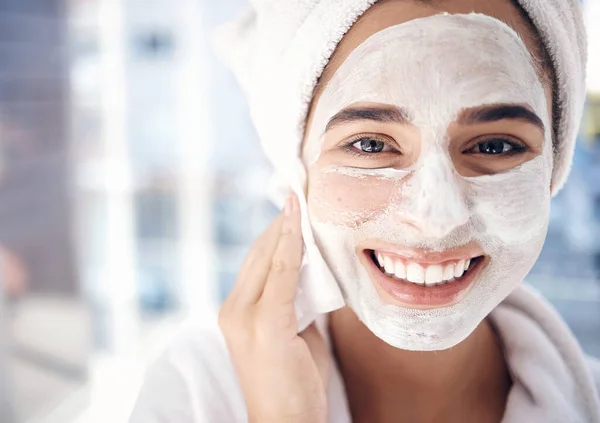 Skincare Wajah Dan Potret Wanita Kamar Mandi Untuk Membersihkan Kecantikan — Stok Foto