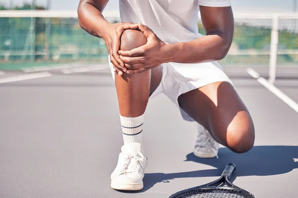 Τένις Χέρια Και Γόνατο Αθλητικό Τραυματισμό Ατύχημα Μελανιά Κρατώντας Επώδυνη — Φωτογραφία Αρχείου