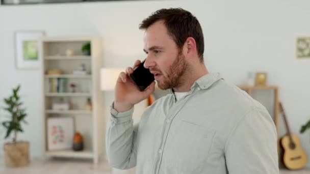 Stress Streit Und Der Mann Beim Telefonat Mit Dem Smartphone — Stockvideo