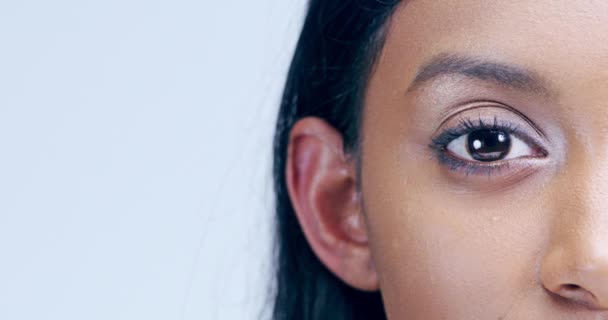 Ojos Zoom Visual Belleza Mujer Con Vista Facial Biométrica Pensamiento — Vídeos de Stock