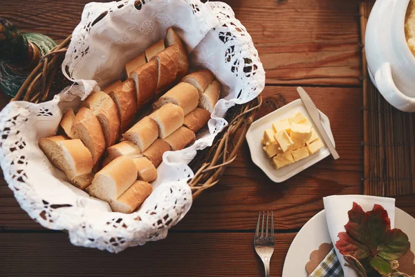 Mesa Pão Manteiga Para Jantar Almoço Celebração Festiva Ação Graças — Fotografia de Stock