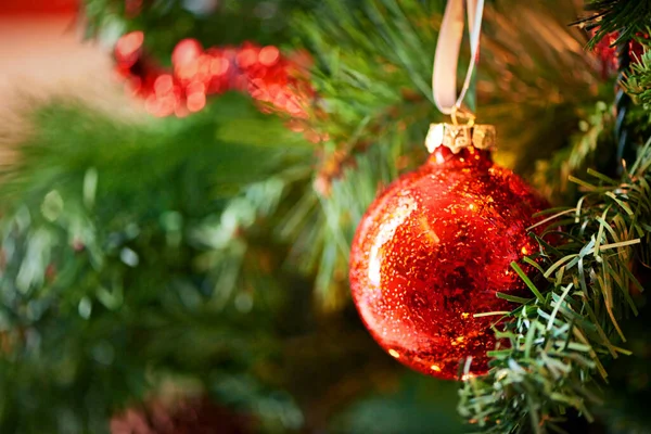 Kerstmis Vakantie Boom Met Rode Mockup Ornament Bal Bauble Decor — Stockfoto