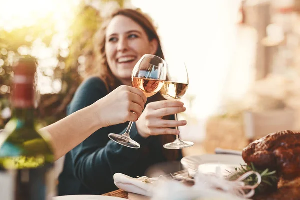Vinho Copos Torradas Pessoas Restaurante Para Ação Graças Celebração Férias — Fotografia de Stock