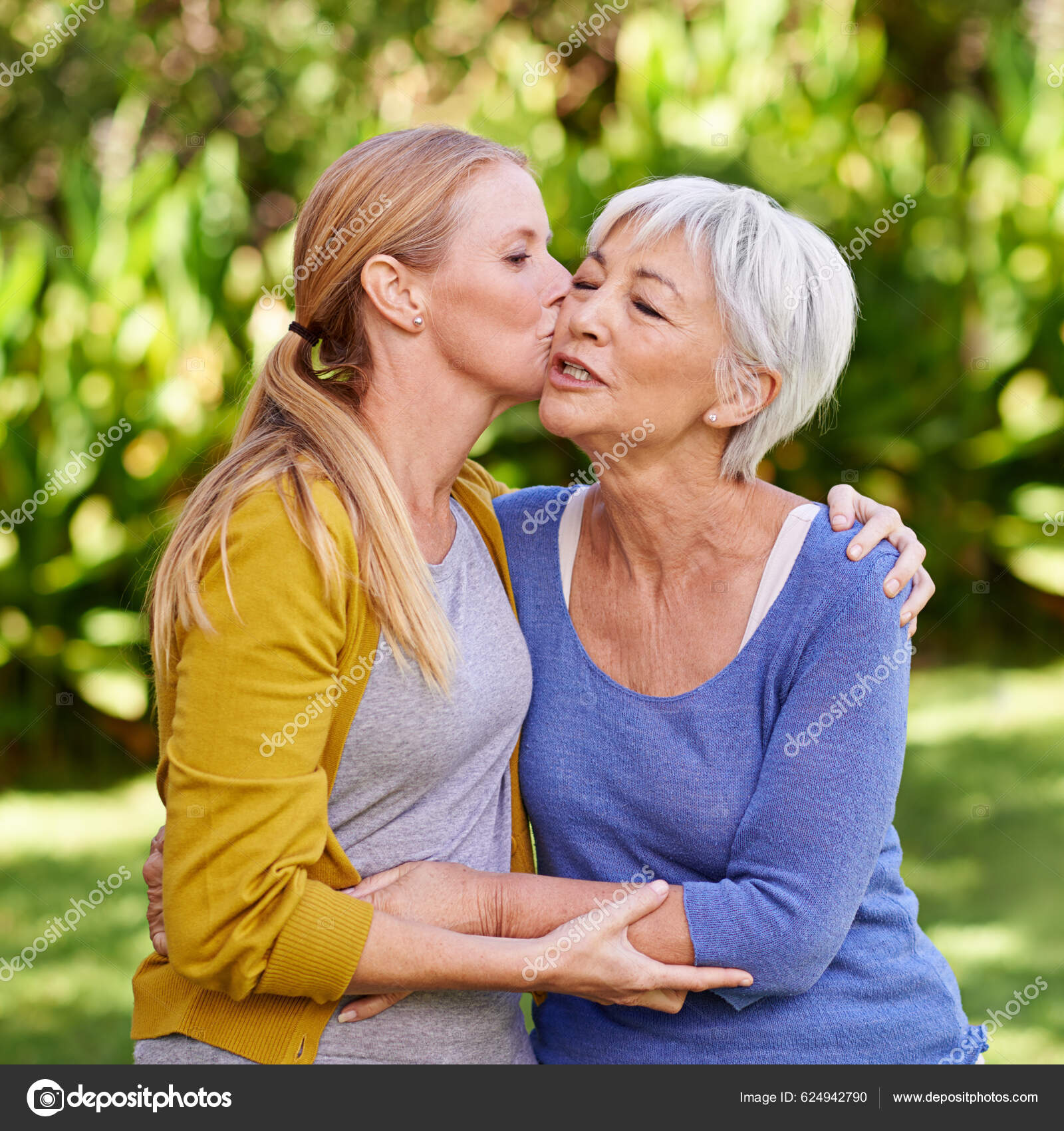 Pics Of Older Women