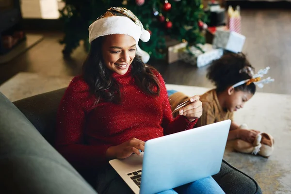 Noel Alışverişi Ticaret Internet Üzerinden Internet Ödeme Için Kredi Kartı — Stok fotoğraf
