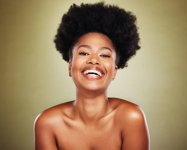 Mujer Negra Pelo Afro Cuidado Piel Cara Brillan Dermatología Fondo — Foto de Stock