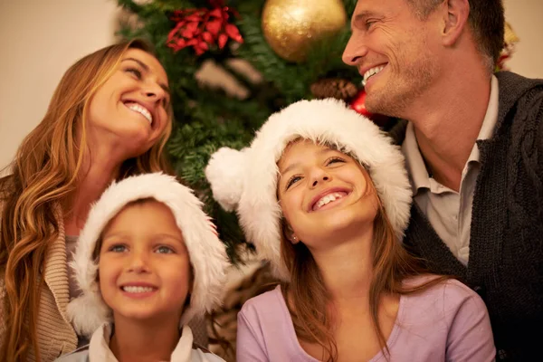 Navidad Familia Felicidad Niños Padres Juntos Para Celebrar Las Vacaciones — Foto de Stock