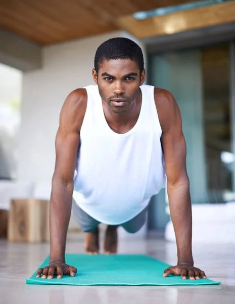 What Commitment Looks Young Man Doing Push Ups Exercise Mat — Stock Photo, Image