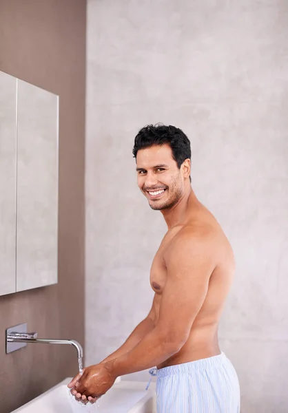 Cleaning Bed Handsome Young Man Taking Care His Skin — Stock Photo, Image