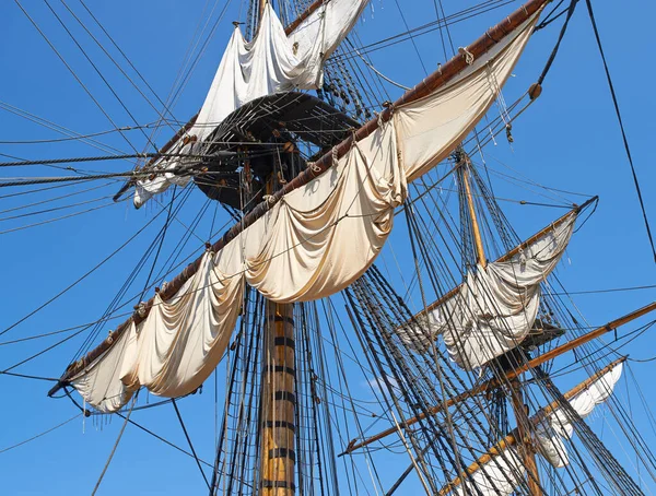 Warten Auf Den Wind Ein Großes Segelschiff — Stockfoto