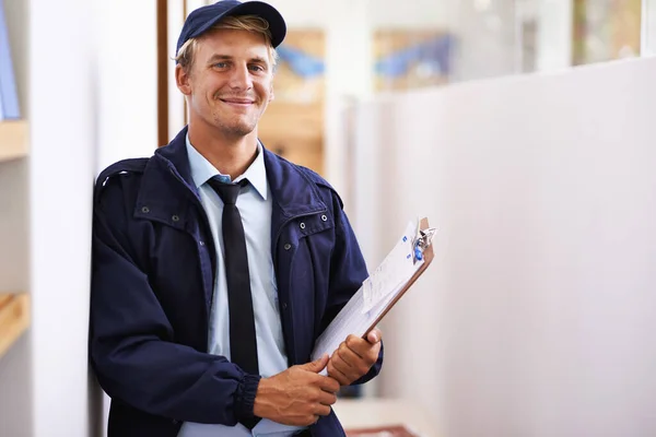 Always Professional Time Young Man Making Home Delivery — Stock Photo, Image
