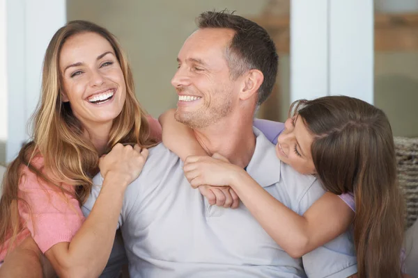 She Taught Him Laughter Best Medicine Affectionate Family Spending Time — Stock Photo, Image
