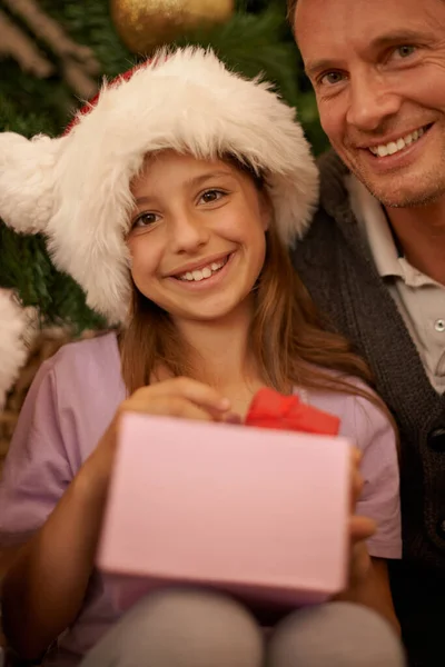 Have Best Dad Ever Cute Girl Smiling While Opening Present — Stock Photo, Image