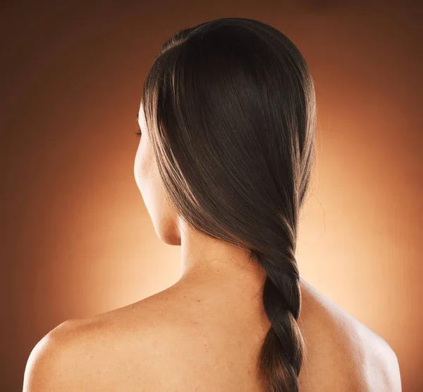 Back View Hair Braid Studio Woman Beauty Salon Cosmetics Hair — Stock Photo, Image