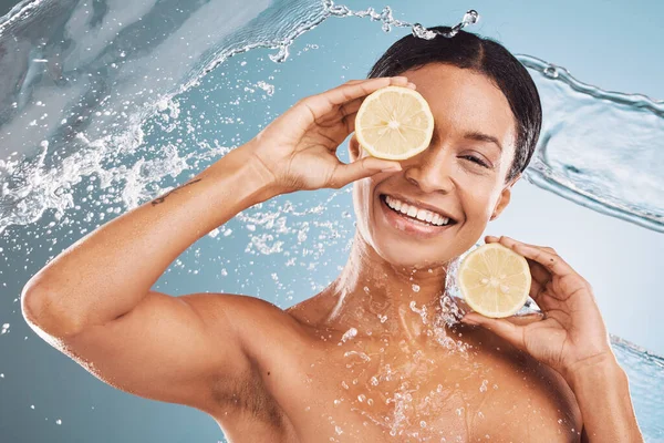 Siyahi Kadın Cilt Bakımı Limon Kozmetik Suyu Vitamini Turunçgil Derisi — Stok fotoğraf
