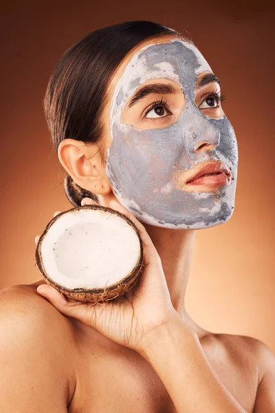 Skincare Wajah Dan Wanita Dengan Kelapa Studio Untuk Wajah Kulit — Stok Foto