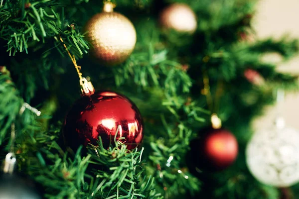 Vakantie Decoratie Met Kerstbal Boom Feestelijke Viering Zoom Met Traditie — Stockfoto