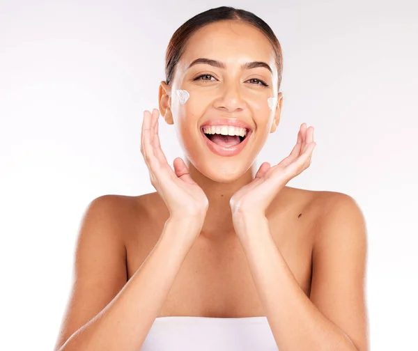 Woman Beauty Moisturizer Smile Skincare Cosmetic Treatment Studio Background Portrait — Stock Photo, Image