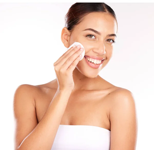 Beauty Portrait Woman Studio Cotton Pad Skincare Cleaning Makeup Removal — Stock Photo, Image
