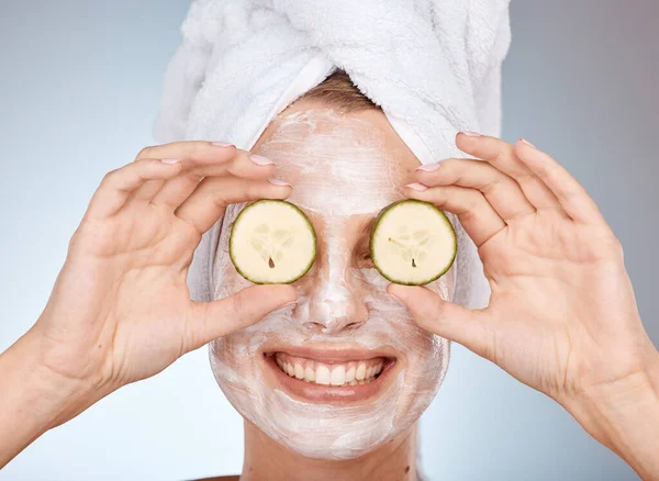Skincare Máscara Facial Pepino Para Mulher Cosméticos Beleza Bem Estar — Fotografia de Stock