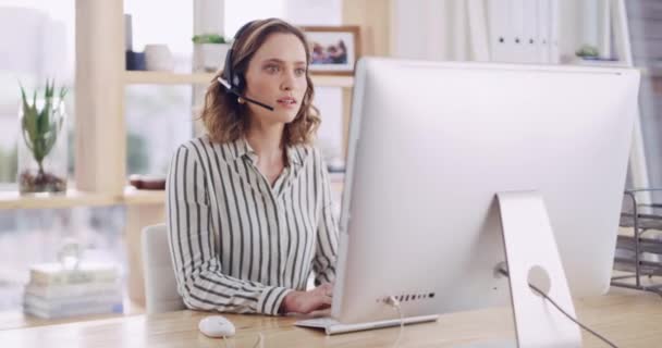 Call Center Computador Mulher Negócios Sua Mesa Escritório Para Suporte — Vídeo de Stock