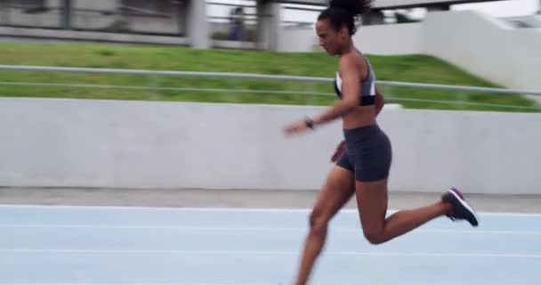 Фитнес Стадион Женщина Бегают Трассе Упражнений Выносливости Тренировки Соревнований Спортивные — стоковое видео