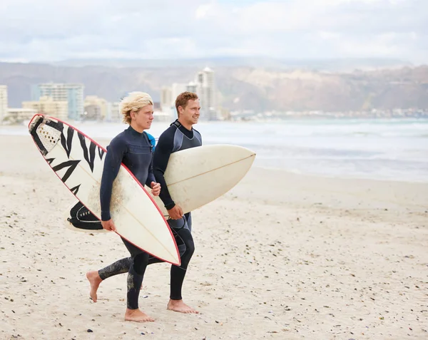 Surfen Ist Mehr Als Belebend Junge Surfer Freuen Sich Auf — Stockfoto