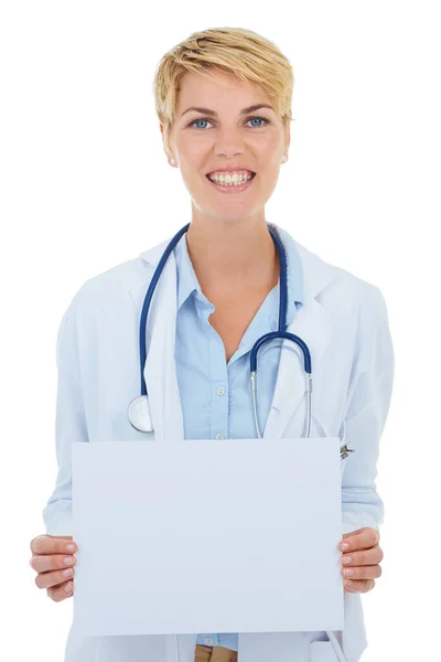 Dar Conselhos Uma Jovem Médica Segurando Cartaz Branco — Fotografia de Stock